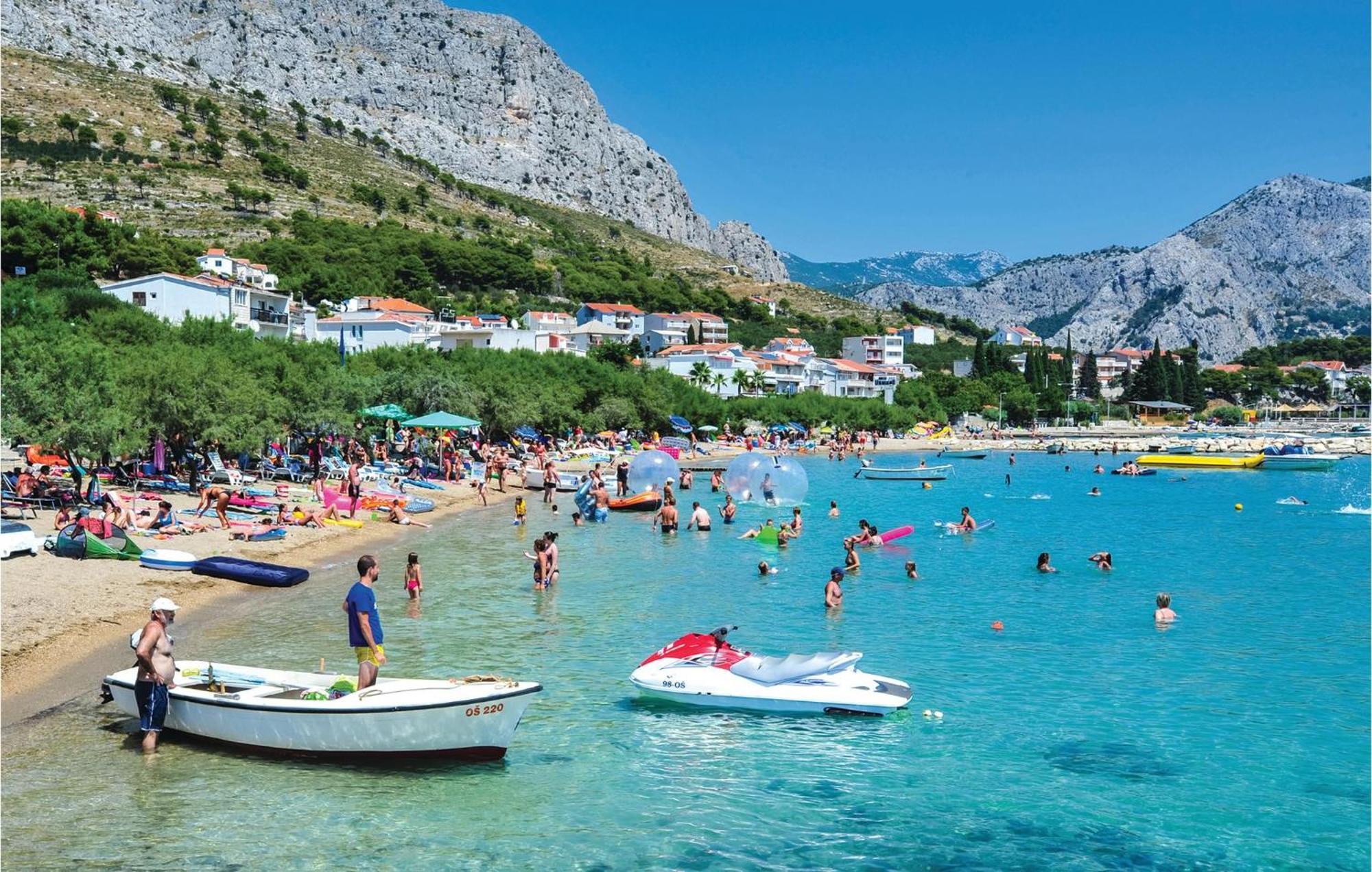 Lovely Apartment In Omis With Kitchen Esterno foto